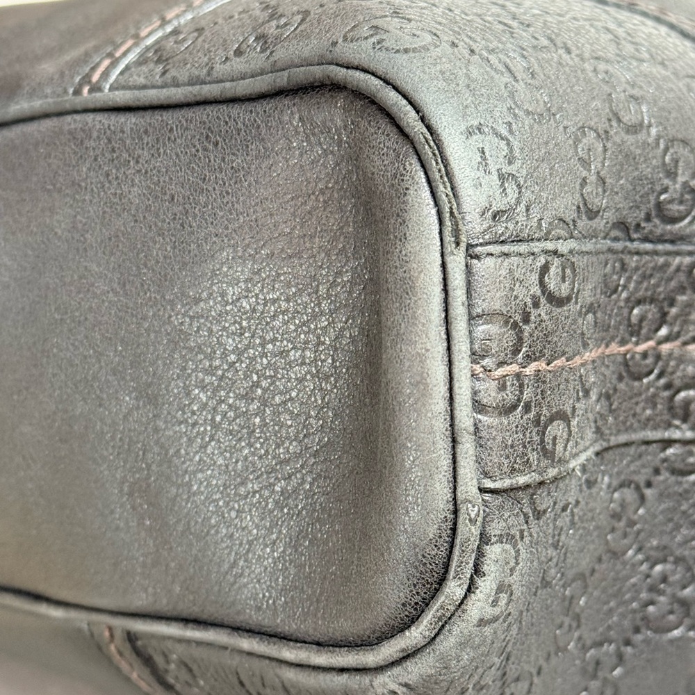 Gucci Black Leather Hobo Bag with Gold Hardware - Picture 12 of 16